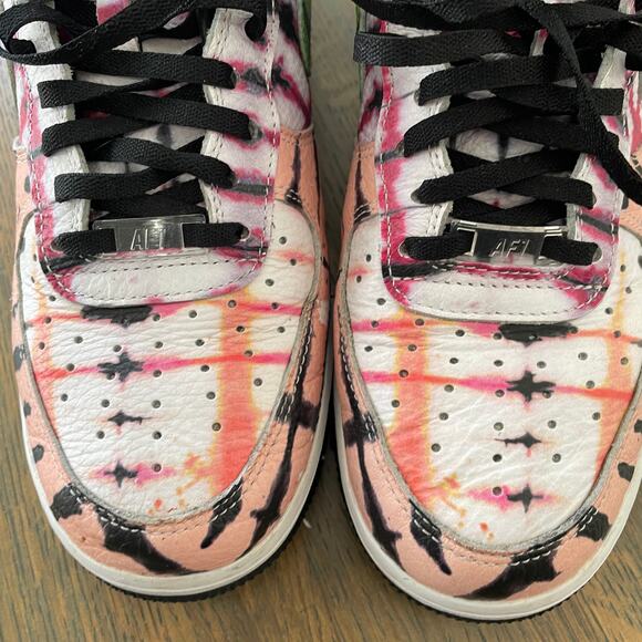 Nike Air Force 1 Low Tie Dye Men’s 9.5 Multicolor Green Pink Streetwear - Picture 13 of 14
